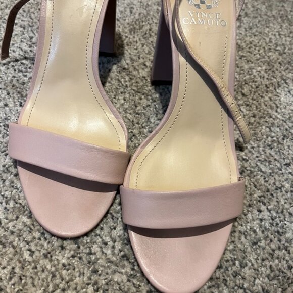 VINCE CAMUTO LIGHT PINK LEATHER DRESSY HEELS SZ 9M - Picture 2 of 6